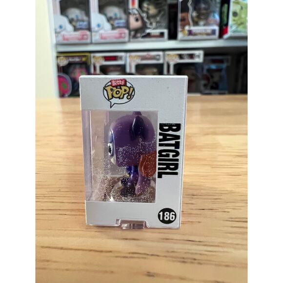 BITTY Batgirl 1" Funko Pop #186 DC Comics Adam West Batman Barbara Gordon Show - Picture 4 of 6